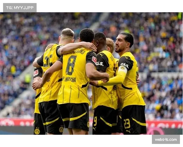 官方：德甲第31轮最佳进球授予斯图加特吉拉西的禁区外凌空抽射